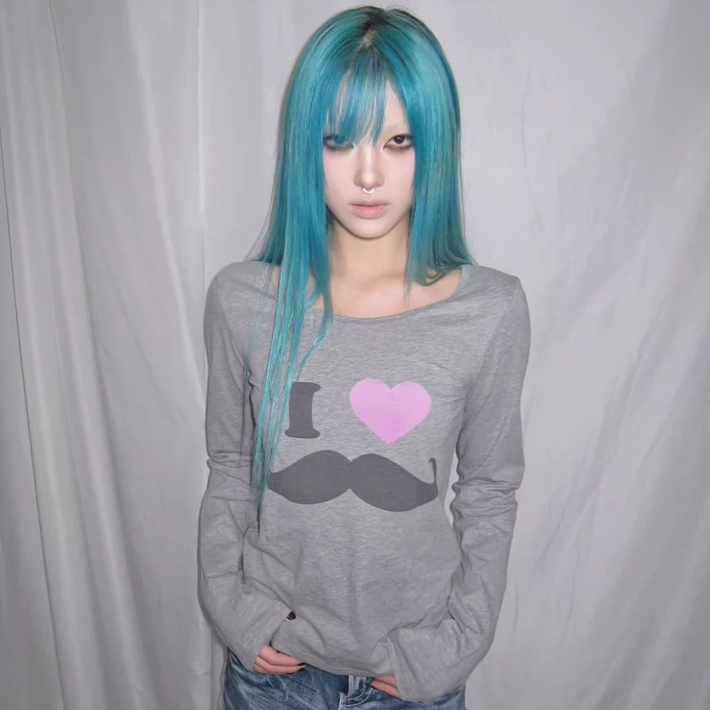 เสื้อยืดพิมพ์ลายเคราสไตล์ Y2K  - Korean Lifestyle บทวิจารณ์และราคา